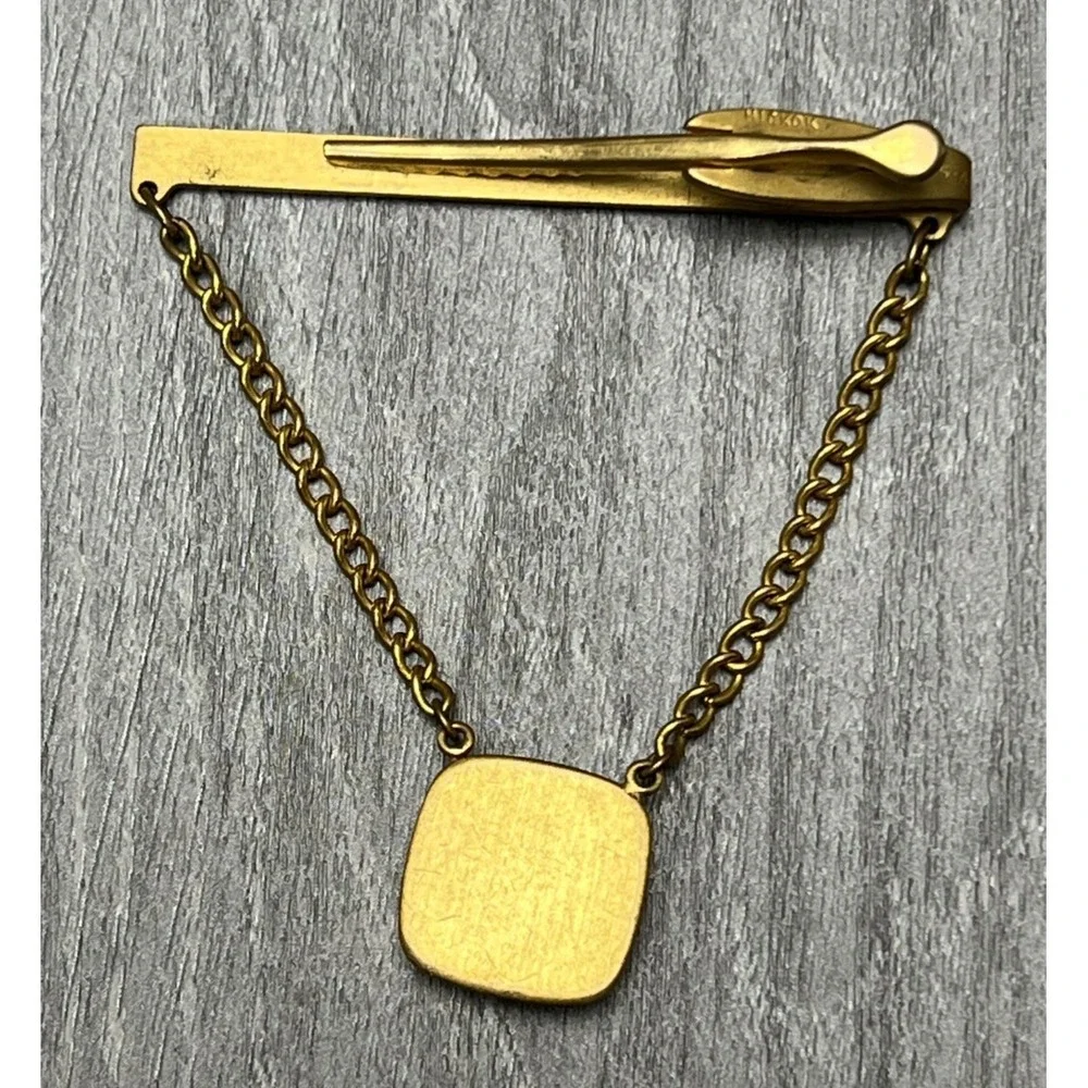 Vintage Hickok Gold Tone Tie Clasp Chain Bar Wolf Head Enamel Men's Jewelry